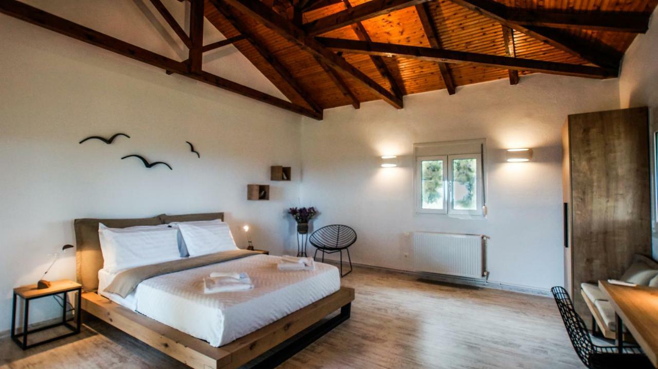 Olea Escape Villa In An Olive Estate 기티오 외부 사진