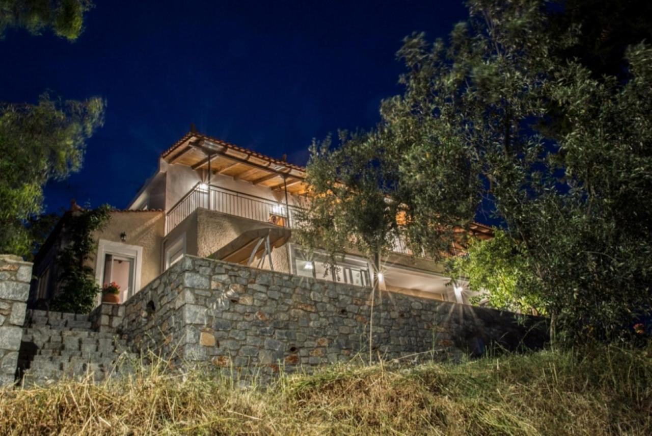 Olea Escape Villa In An Olive Estate 기티오 외부 사진